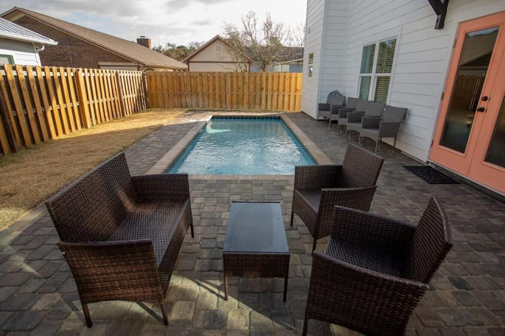 Coral Reef - Brand New Build, Pet Friendly, Private Pool! Sleeps 9! Villa Панама Сити Бийч Екстериор снимка